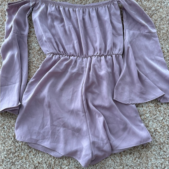 Blue Blush Romper size small - Picture 2 of 5
